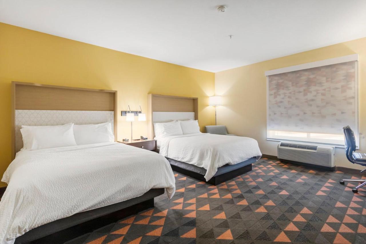 Holiday Inn Hotel & Suites Waco Northwest By Ihg Bellmead Exterior foto