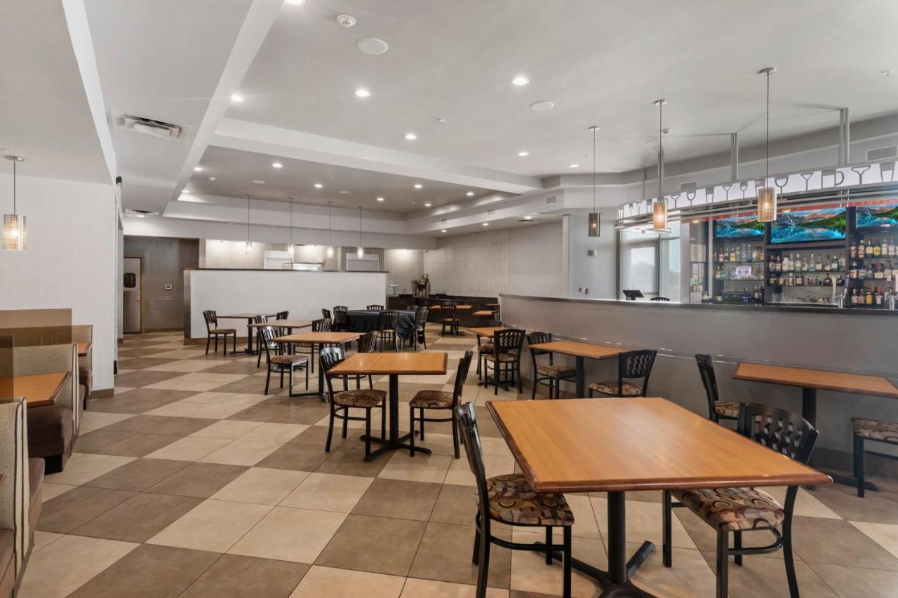 Holiday Inn Hotel & Suites Waco Northwest By Ihg Bellmead Exterior foto