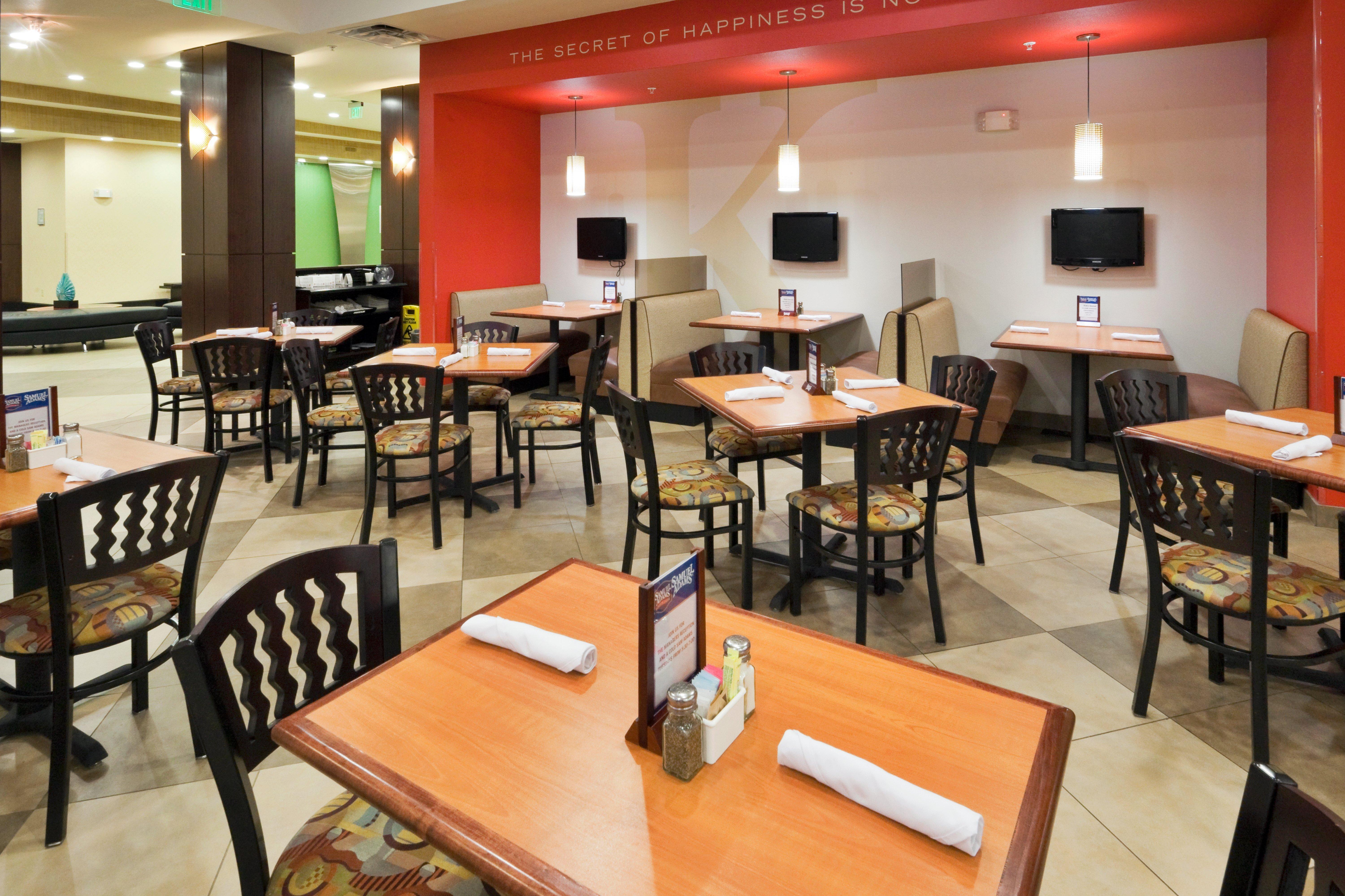 Holiday Inn Hotel & Suites Waco Northwest By Ihg Bellmead Exterior foto