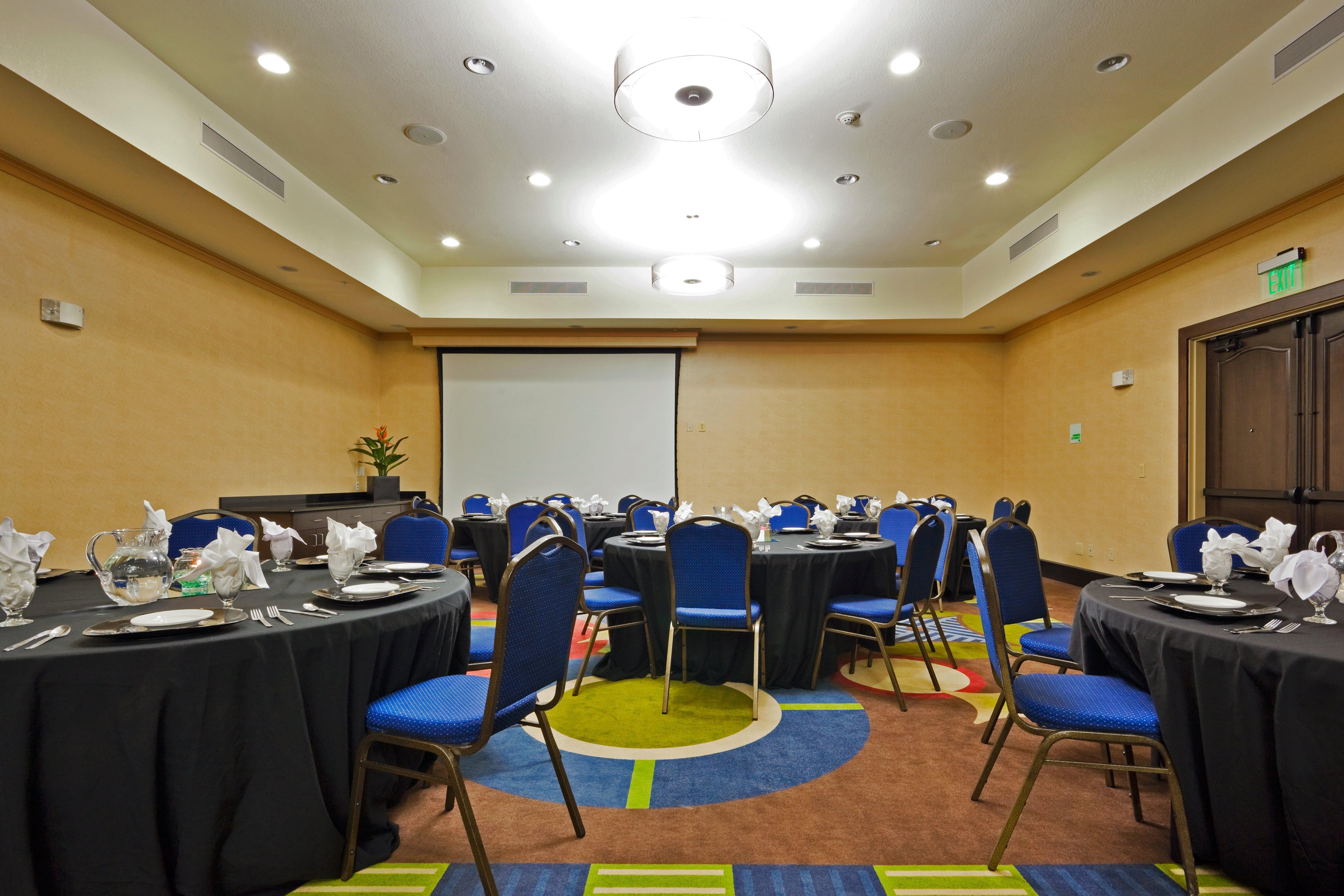 Holiday Inn Hotel & Suites Waco Northwest By Ihg Bellmead Exterior foto