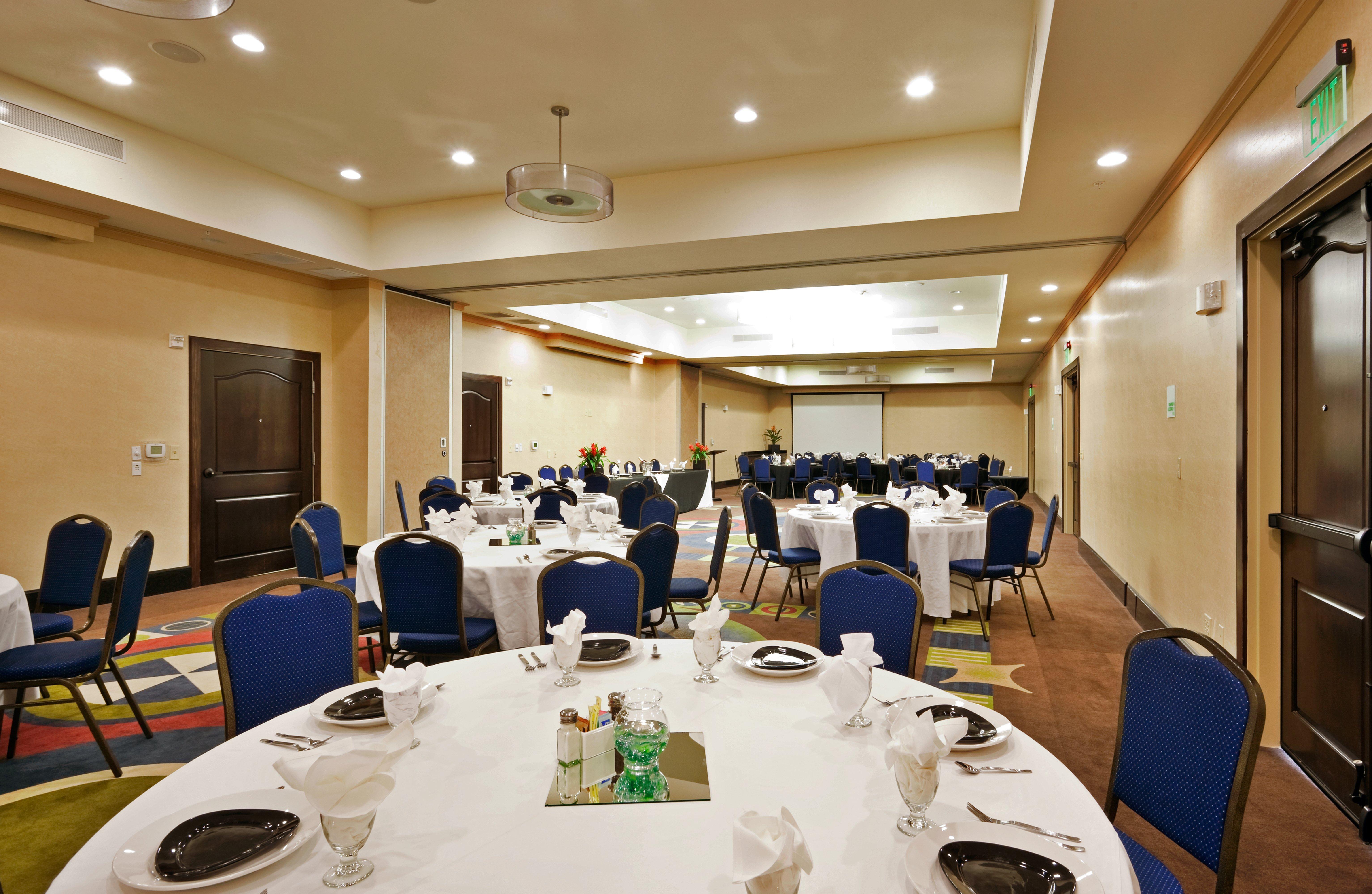 Holiday Inn Hotel & Suites Waco Northwest By Ihg Bellmead Exterior foto